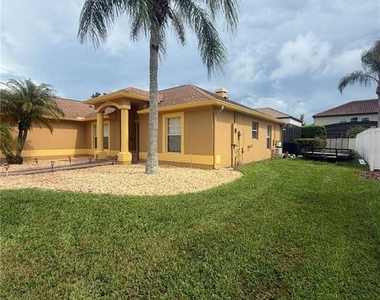 4934 Lazy Oak Way - Photo Thumbnail 1