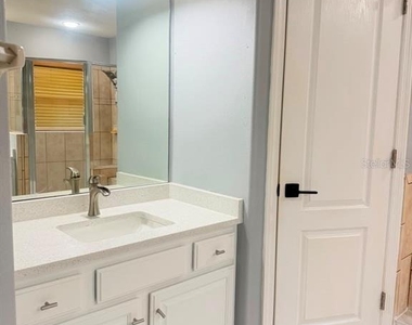 4934 Lazy Oak Way - Photo Thumbnail 14
