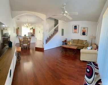 1308 S Beach Circle - Photo Thumbnail 4