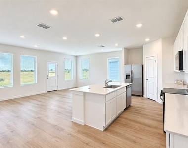 2242 Jennio Drive - Photo Thumbnail 2