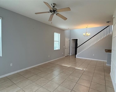 2381 Seven Oaks Drive - Photo Thumbnail 8