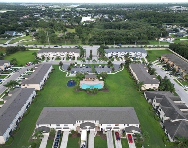 2381 Seven Oaks Drive - Photo Thumbnail 19