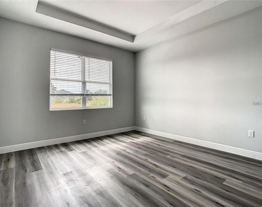 14683 Ingraham Boulevard - Photo Thumbnail 2