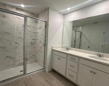 12431 Shipwatch Street - Photo Thumbnail 8