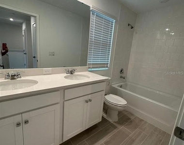 12431 Shipwatch Street - Photo Thumbnail 7