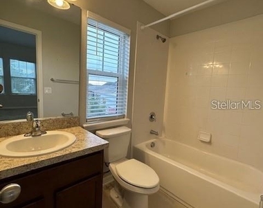 13201 Granger Ave - Photo Thumbnail 8