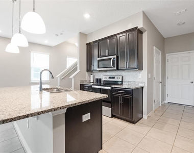 15187 Willow Arbor Circle - Photo Thumbnail 7