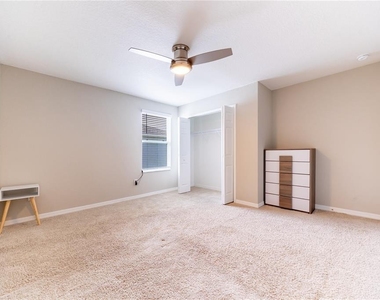 2942 Fieldwood Circle - Photo Thumbnail 9