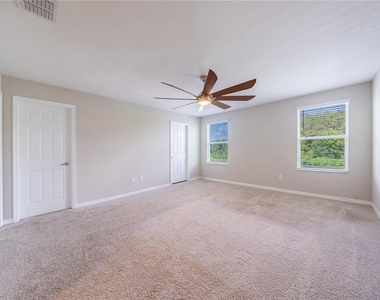 2942 Fieldwood Circle - Photo Thumbnail 10