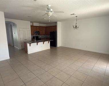 8615 Via Trieste Drive - Photo Thumbnail 20
