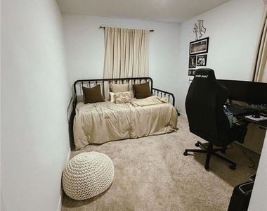 2966 Canary Avenue - Photo Thumbnail 11