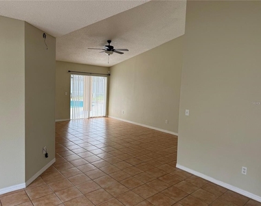 7808 Laurel Oak Lane - Photo Thumbnail 6