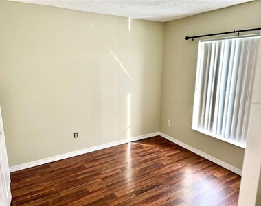 7808 Laurel Oak Lane - Photo Thumbnail 15