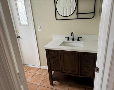 7808 Laurel Oak Lane - Photo Thumbnail 18