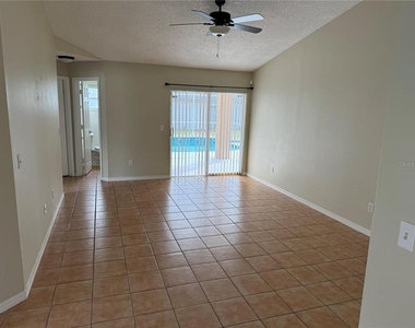 7808 Laurel Oak Lane - Photo Thumbnail 7