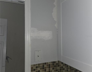 4344 S Kirkman Road - Photo Thumbnail 11