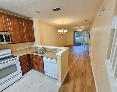 1761 Stockton Drive - Photo Thumbnail 8