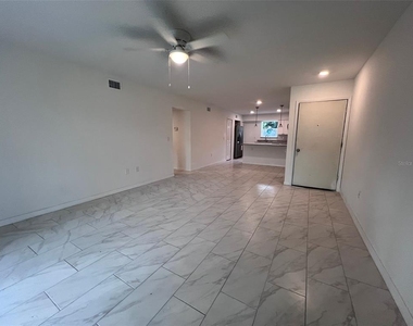5317 Curry Ford Road - Photo Thumbnail 5