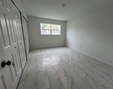 5317 Curry Ford Road - Photo Thumbnail 13