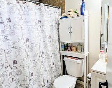 19 Lamplight Lane - Photo Thumbnail 8