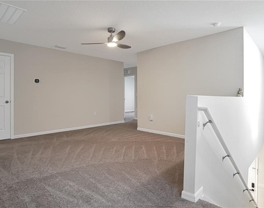 3889 Geranium Avenue - Photo Thumbnail 12