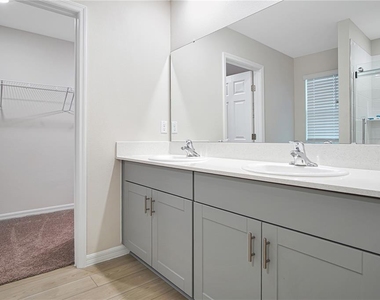 3889 Geranium Avenue - Photo Thumbnail 18