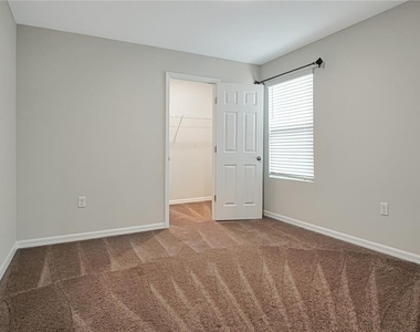 3889 Geranium Avenue - Photo Thumbnail 22