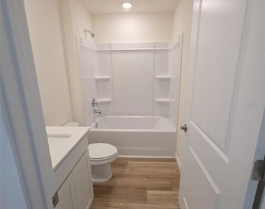4631 Sw 88th Place - Photo Thumbnail 21