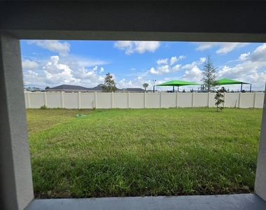 4631 Sw 88th Place - Photo Thumbnail 11