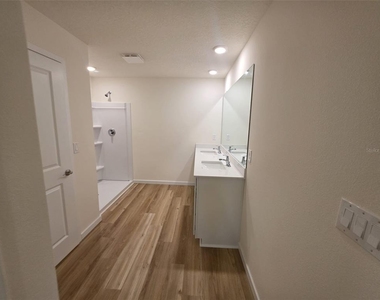 4631 Sw 88th Place - Photo Thumbnail 62