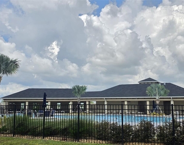 4631 Sw 88th Place - Photo Thumbnail 70