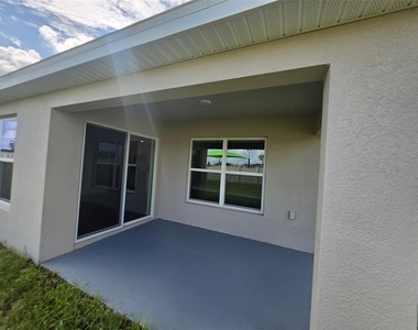 4631 Sw 88th Place - Photo Thumbnail 7
