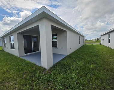 4631 Sw 88th Place - Photo Thumbnail 6