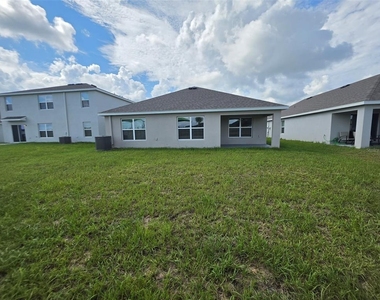 4631 Sw 88th Place - Photo Thumbnail 14