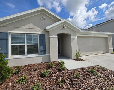 4631 Sw 88th Place - Photo Thumbnail 2