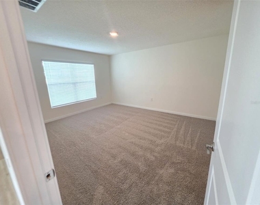 4631 Sw 88th Place - Photo Thumbnail 58