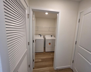 4631 Sw 88th Place - Photo Thumbnail 27