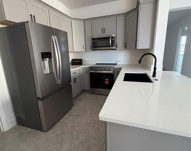 7169 Sw 56th Place - Photo Thumbnail 2