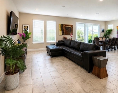4434 Sw 54th Terrace - Photo Thumbnail 1