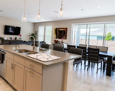 4434 Sw 54th Terrace - Photo Thumbnail 3