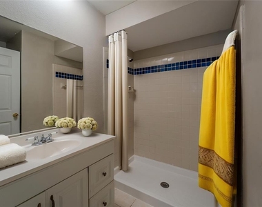 4051 Dijon Drive - Photo Thumbnail 10