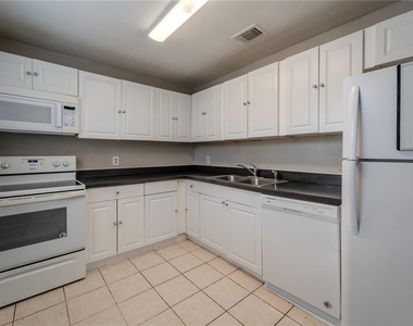 4051 Dijon Drive - Photo Thumbnail 5