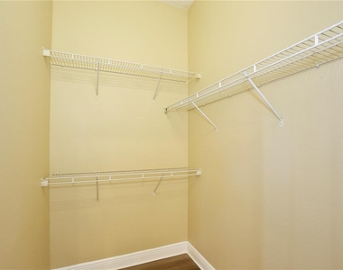 1459 Lake Baldwin Lane - Photo Thumbnail 11
