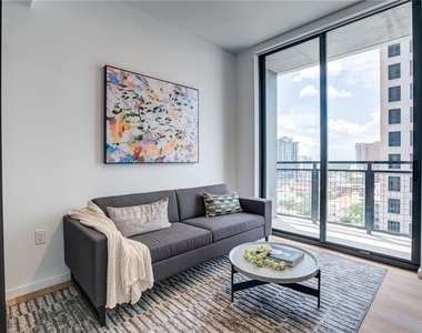 435 N Orange Avenue - Photo Thumbnail 28