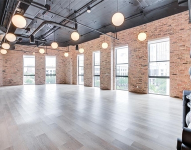 435 N Orange Avenue - Photo Thumbnail 44