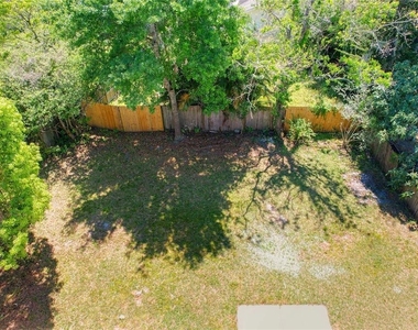 13868 Lena Street - Photo Thumbnail 24