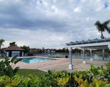 3702 Palm Desert Lane - Photo Thumbnail 31