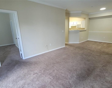 3702 Palm Desert Lane - Photo Thumbnail 4