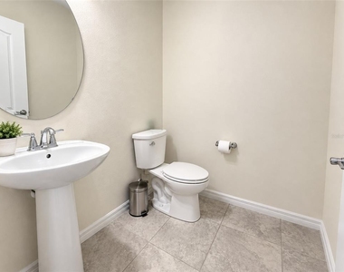 7328 Oakmoss Loop - Photo Thumbnail 13