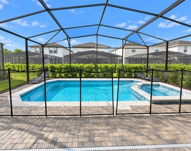7328 Oakmoss Loop - Photo Thumbnail 30